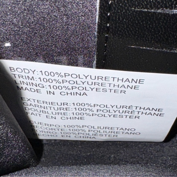 Steve Madden Quilted Cell Phone Crossbody Pouch With A Gold Chain - Picture 9 of 15